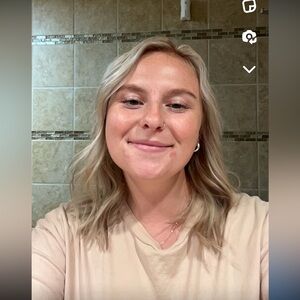 Meet your Posher, Kaitlyn